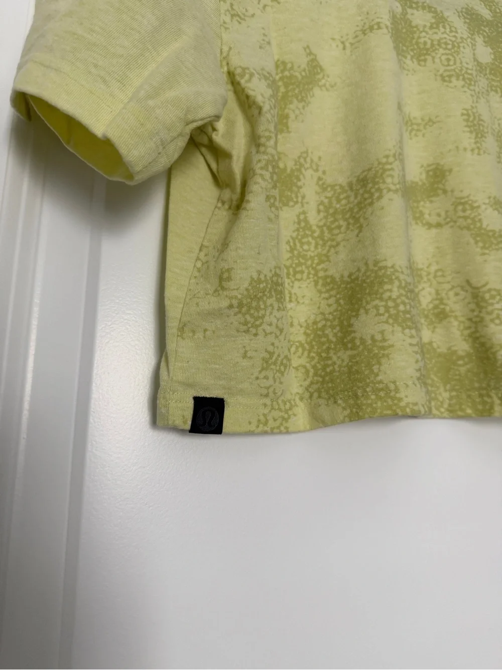 lululemon athletica Pale Lemon Cropped Tee